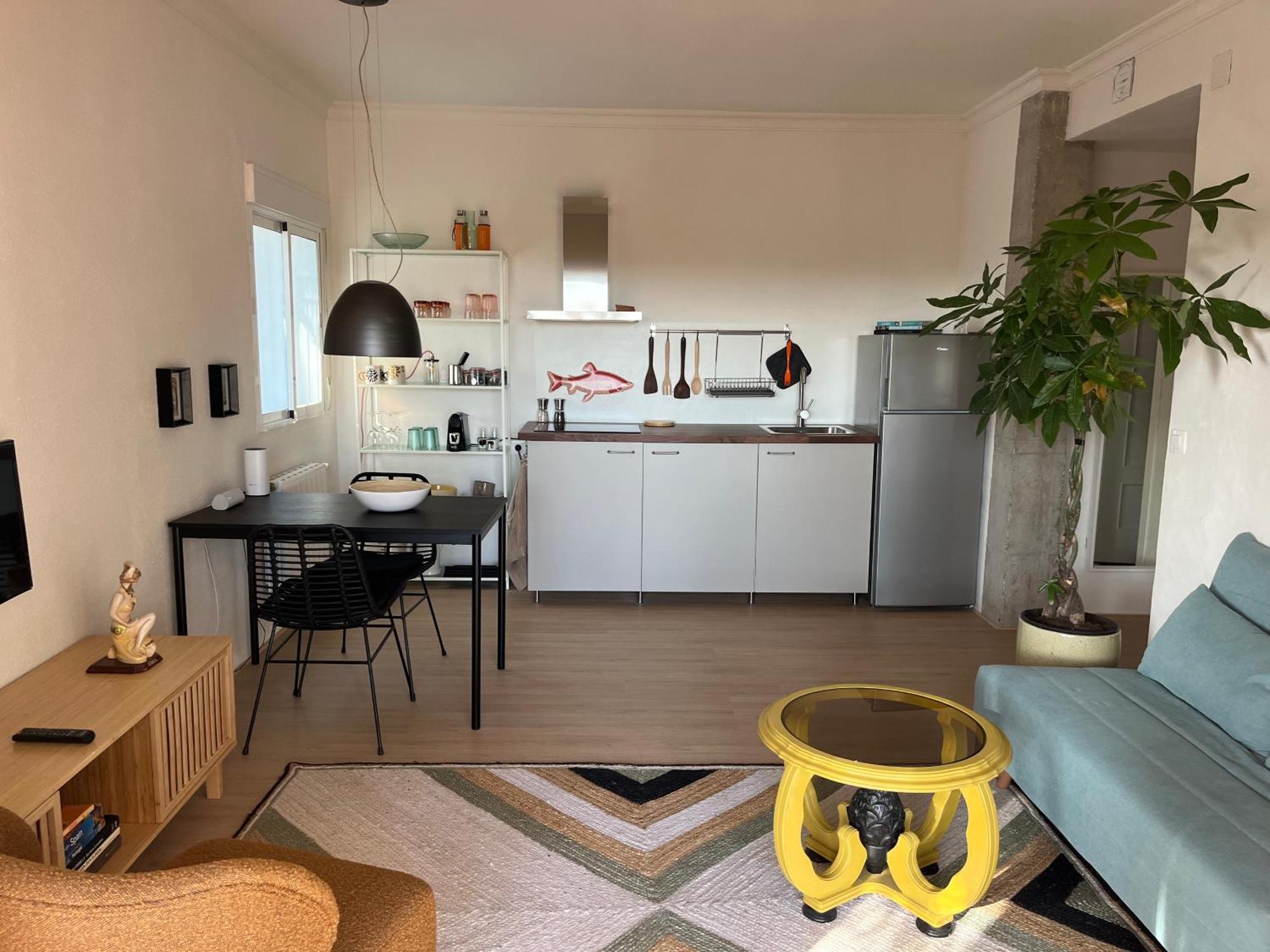 Arriba Stijlvol Appartement Met Zwembad En Tuin 科尼尔-德拉弗龙特拉 外观 照片
