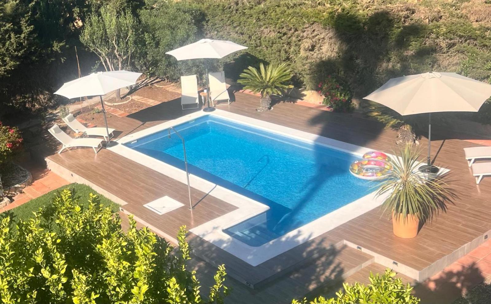 Arriba Stijlvol Appartement Met Zwembad En Tuin 科尼尔-德拉弗龙特拉 外观 照片