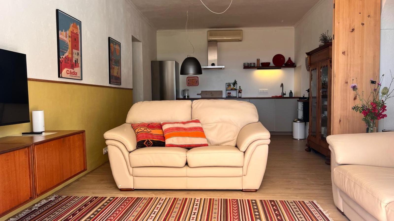 Arriba Stijlvol Appartement Met Zwembad En Tuin 科尼尔-德拉弗龙特拉 外观 照片
